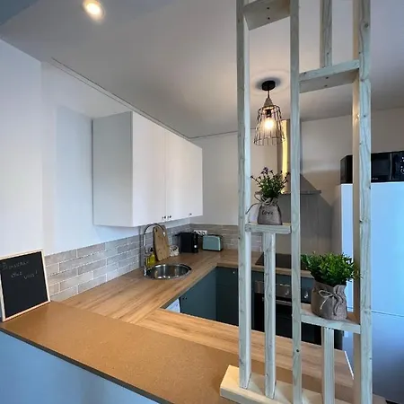 Le Havre: Joli Cocon A Danton Apartment